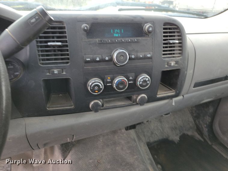 image for item IQ9923 2007 Chevrolet Silverado 1500  pickup truck