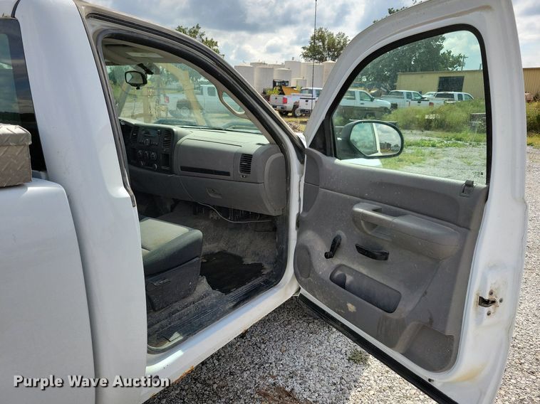 image for item IQ9923 2007 Chevrolet Silverado 1500  pickup truck