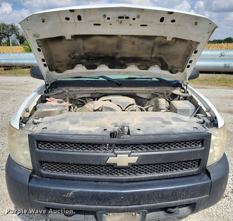 image for item IQ9923 2007 Chevrolet Silverado 1500  pickup truck