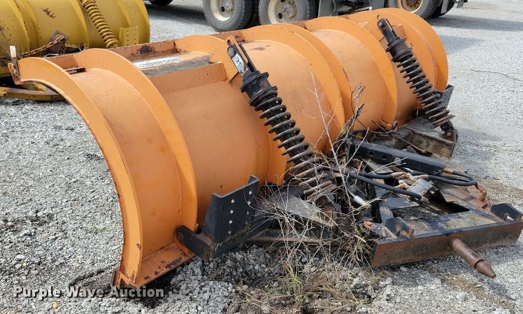 image for item IQ9926 Henderson  10' W snow plow