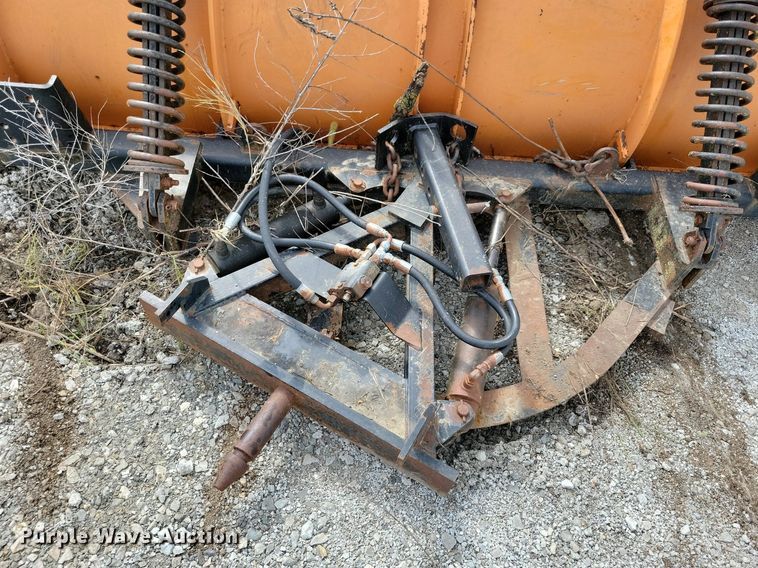 image for item IQ9926 Henderson  10' W snow plow