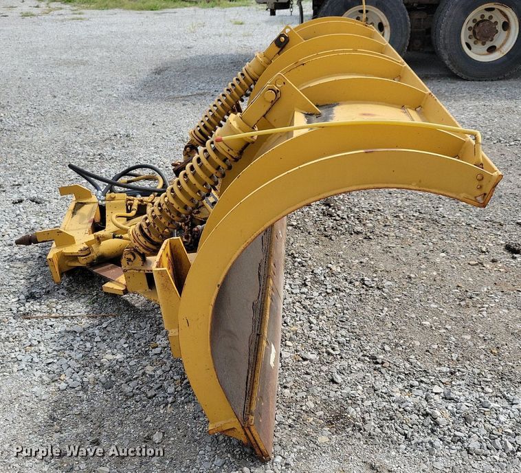 image for item IQ9927 Henderson  10' W snow plow