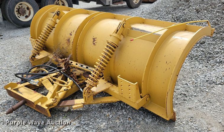 image for item IQ9927 Henderson  10' W snow plow