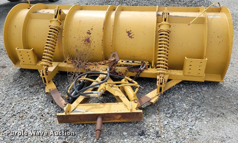 image for item IQ9927 Henderson  10' W snow plow