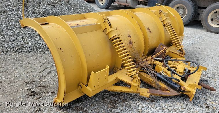 image for item IQ9927 Henderson  10' W snow plow