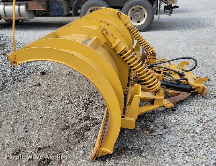 image for item IQ9927 Henderson  10' W snow plow