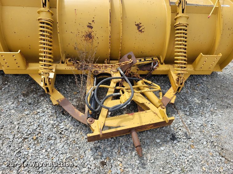 image for item IQ9927 Henderson  10' W snow plow