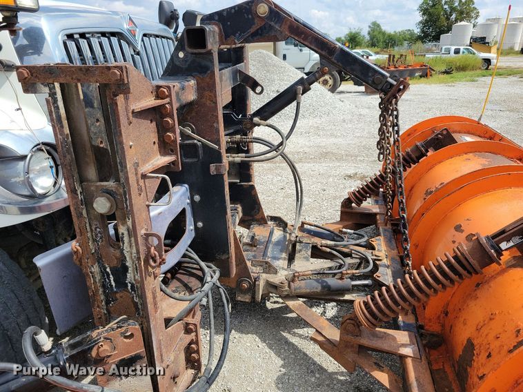 image for item IQ9928 2014 International WorkStar 7400  dump truck