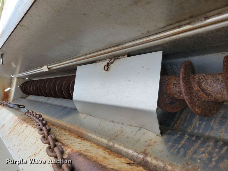 image for item IQ9928 2014 International WorkStar 7400  dump truck