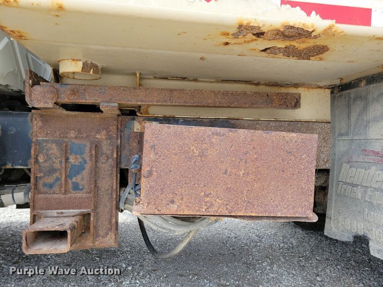 image for item IQ9928 2014 International WorkStar 7400  dump truck