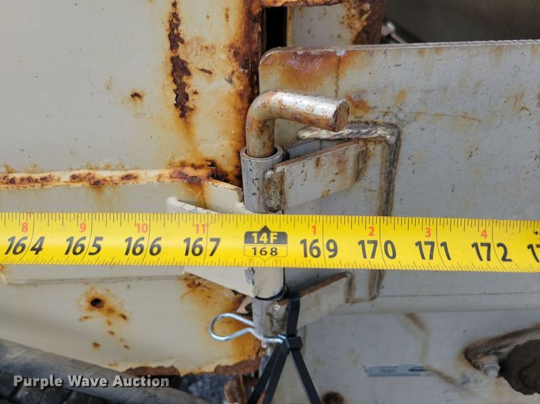 image for item IQ9928 2014 International WorkStar 7400  dump truck