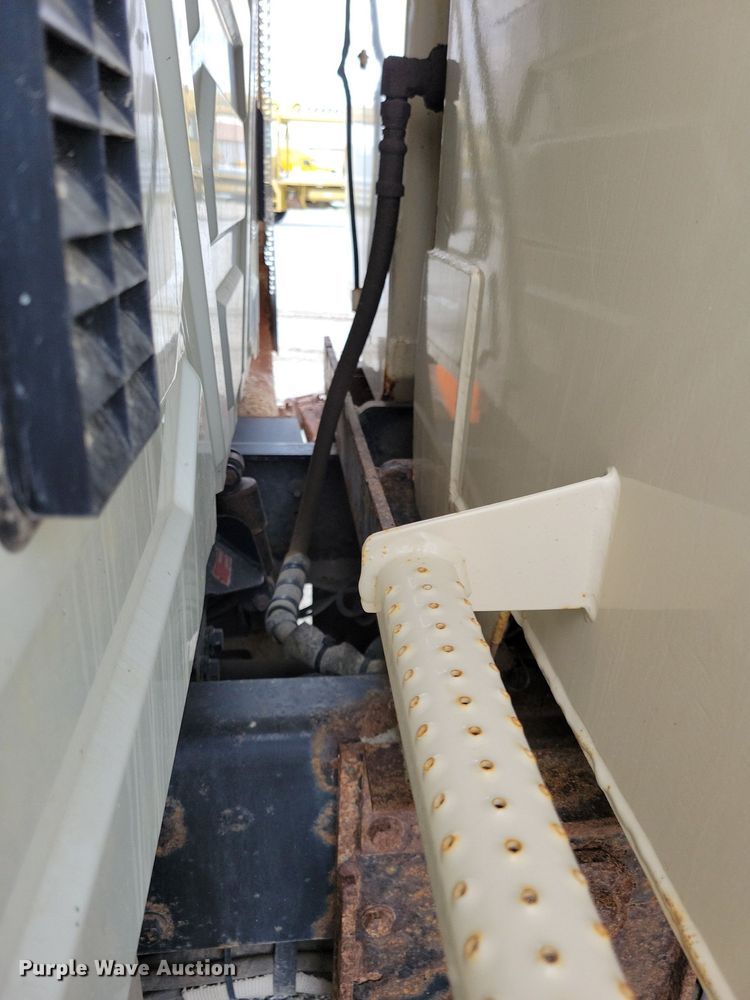 image for item IQ9928 2014 International WorkStar 7400  dump truck