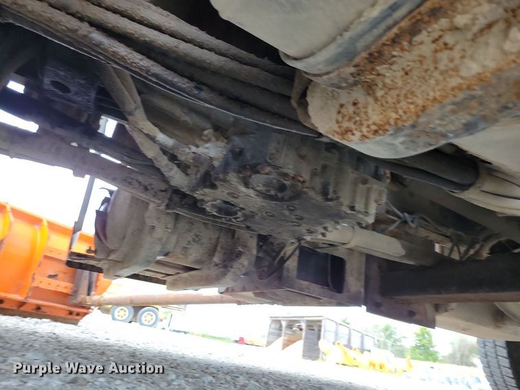 image for item IQ9928 2014 International WorkStar 7400  dump truck