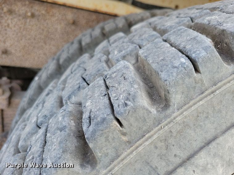 image for item IQ9928 2014 International WorkStar 7400  dump truck