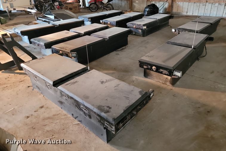 image for item JE9547 (9) toolboxes