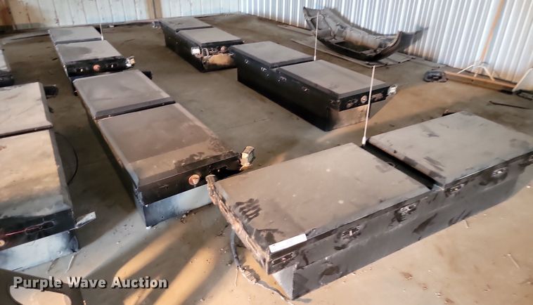 image for item JE9547 (9) toolboxes