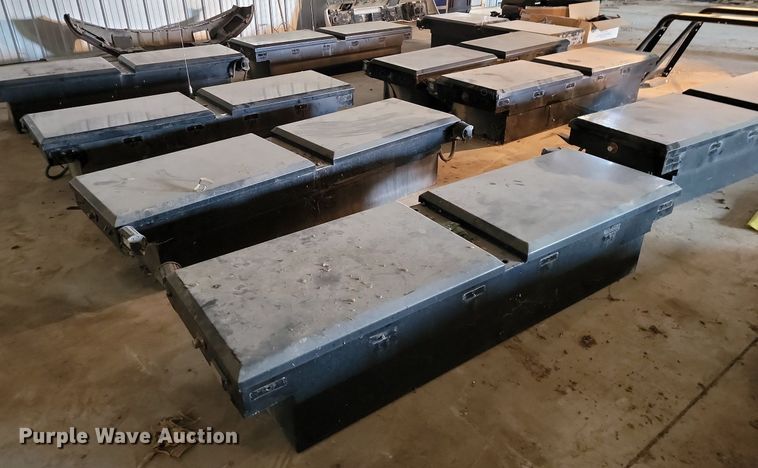 image for item JE9547 (9) toolboxes