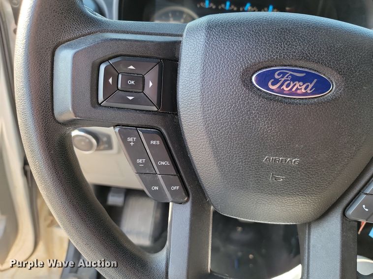 image for item JE9559 2016 Ford F150 XLT  SuperCrew pickup truck