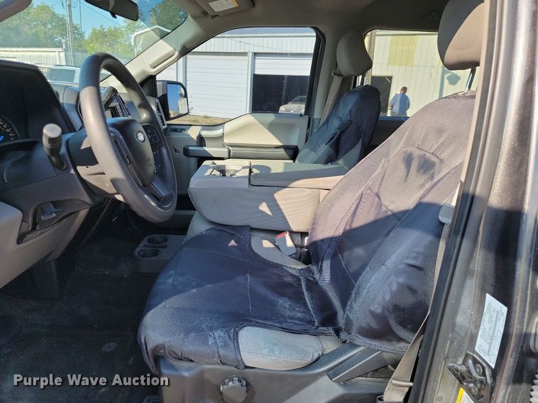 image for item JE9560 2016 Ford F150 XLT  SuperCrew pickup truck