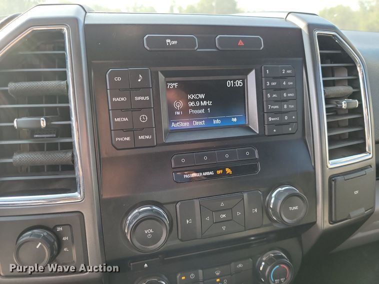 image for item JE9560 2016 Ford F150 XLT  SuperCrew pickup truck