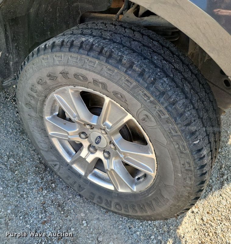 image for item JE9560 2016 Ford F150 XLT  SuperCrew pickup truck