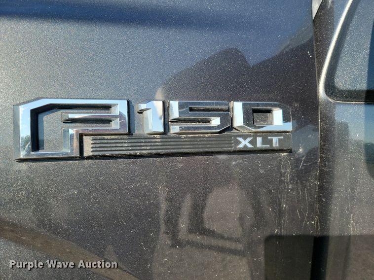 image for item JE9560 2016 Ford F150 XLT  SuperCrew pickup truck