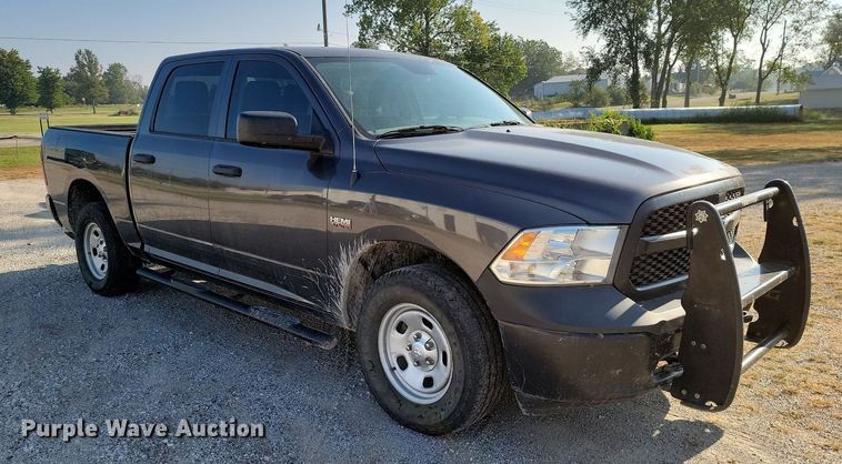 image for item JE9562 2016 Dodge Ram 1500 SSV  Crew Cab pickup truck