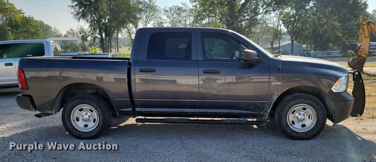 image for item JE9562 2016 Dodge Ram 1500 SSV  Crew Cab pickup truck