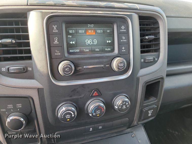 image for item JE9562 2016 Dodge Ram 1500 SSV  Crew Cab pickup truck