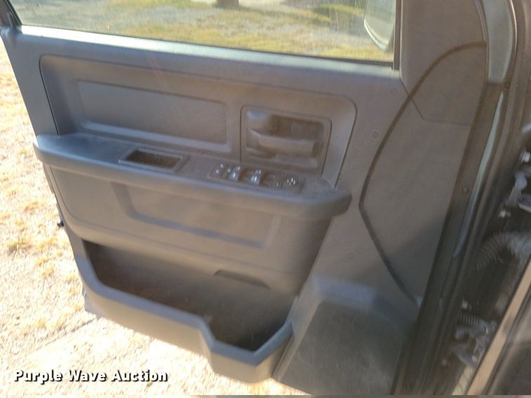 image for item JE9562 2016 Dodge Ram 1500 SSV  Crew Cab pickup truck