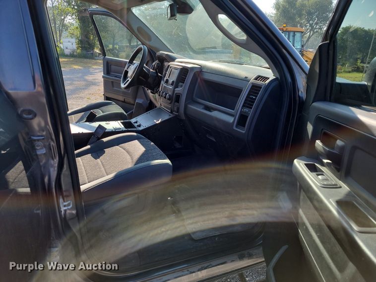 image for item JE9562 2016 Dodge Ram 1500 SSV  Crew Cab pickup truck