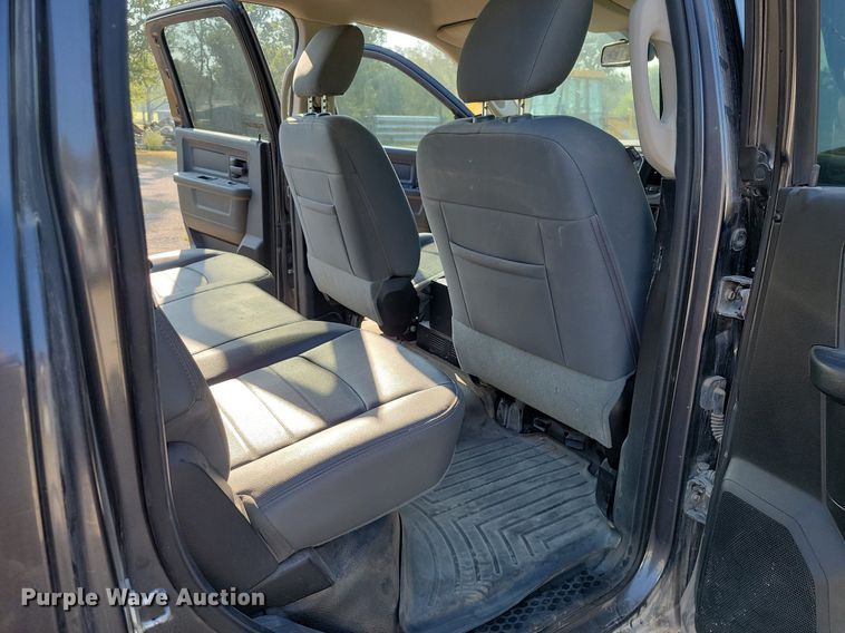 image for item JE9562 2016 Dodge Ram 1500 SSV  Crew Cab pickup truck