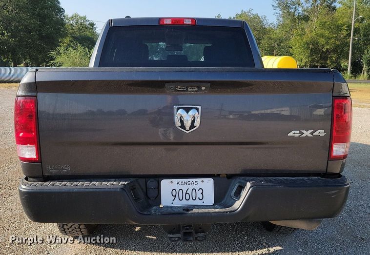 image for item JE9563 2016 Dodge Ram 1500 SSV  Crew Cab pickup truck