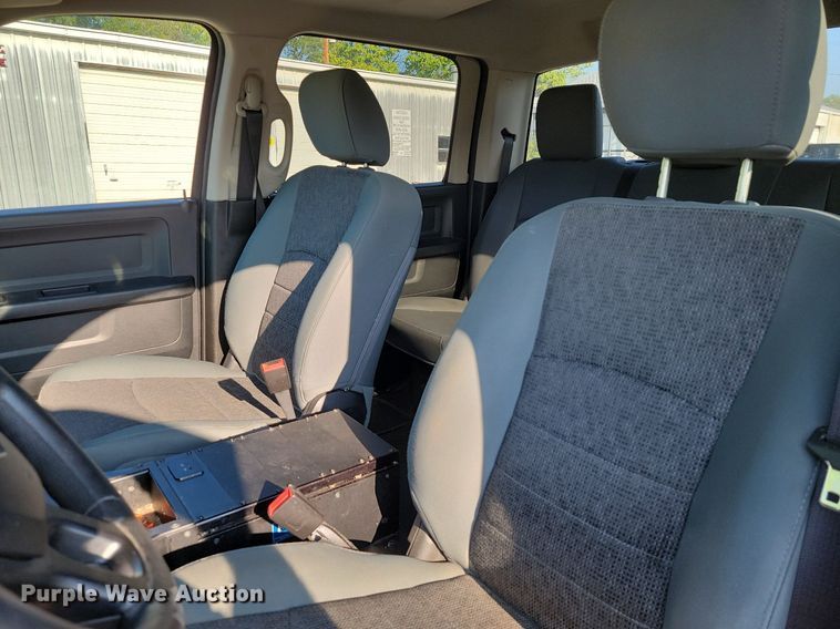 image for item JE9563 2016 Dodge Ram 1500 SSV  Crew Cab pickup truck