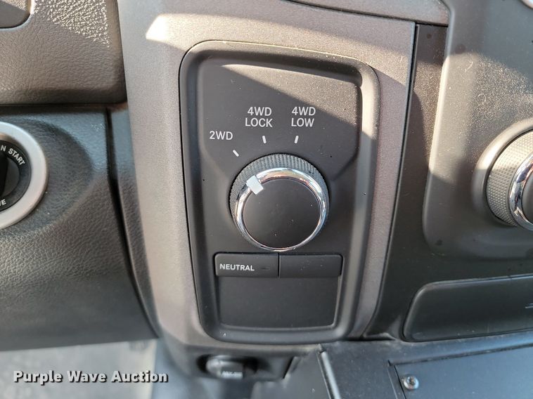 image for item JE9563 2016 Dodge Ram 1500 SSV  Crew Cab pickup truck