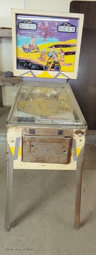 image for item JW9699 D. Gottlieb & Co.  pinball machine