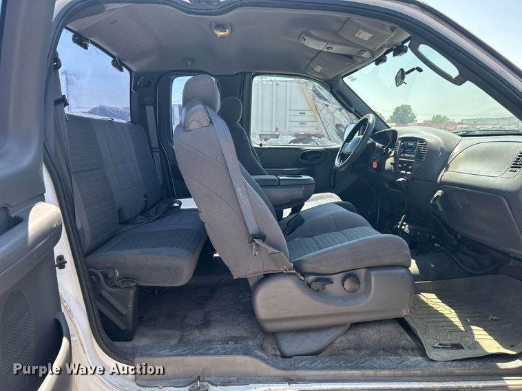 image for item KH9473 2003 Ford F150  SuperCab pickup truck