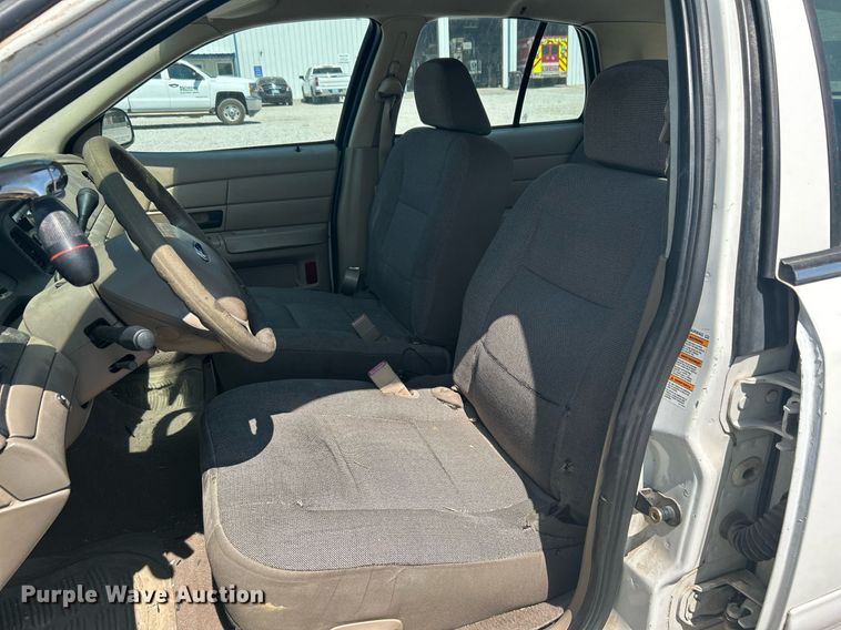 image for item KH9474 2004 Ford Crown Victoria Police Interceptor
