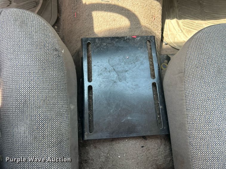 image for item KH9474 2004 Ford Crown Victoria Police Interceptor