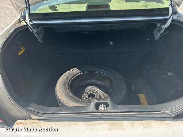 image for item KH9474 2004 Ford Crown Victoria Police Interceptor