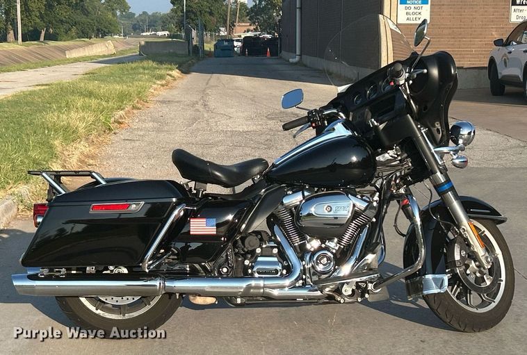 image for item KH9479 2018 Harley Davidson Electraglide  motorcycle