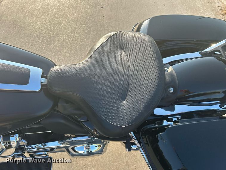 image for item KH9479 2018 Harley Davidson Electraglide  motorcycle