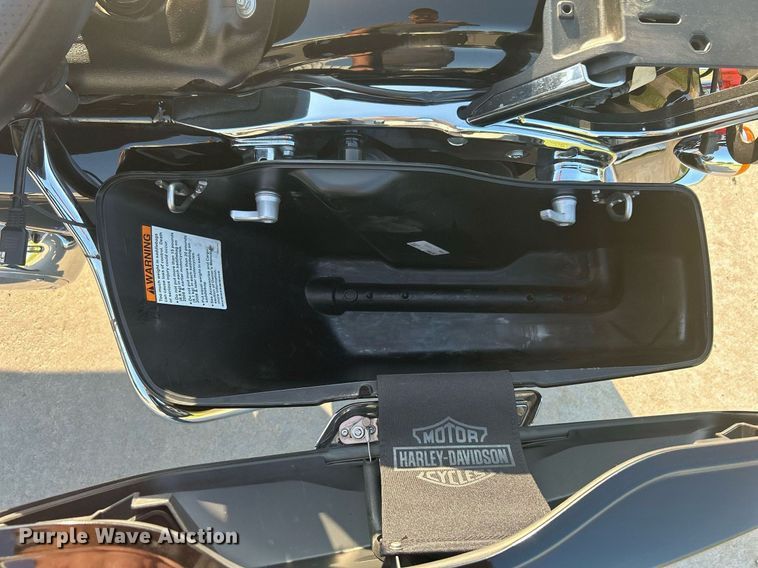 image for item KH9479 2018 Harley Davidson Electraglide  motorcycle