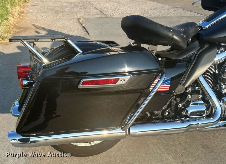image for item KH9479 2018 Harley Davidson Electraglide  motorcycle