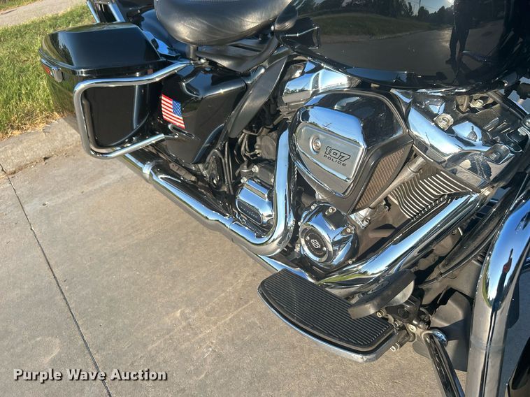 image for item KH9479 2018 Harley Davidson Electraglide  motorcycle