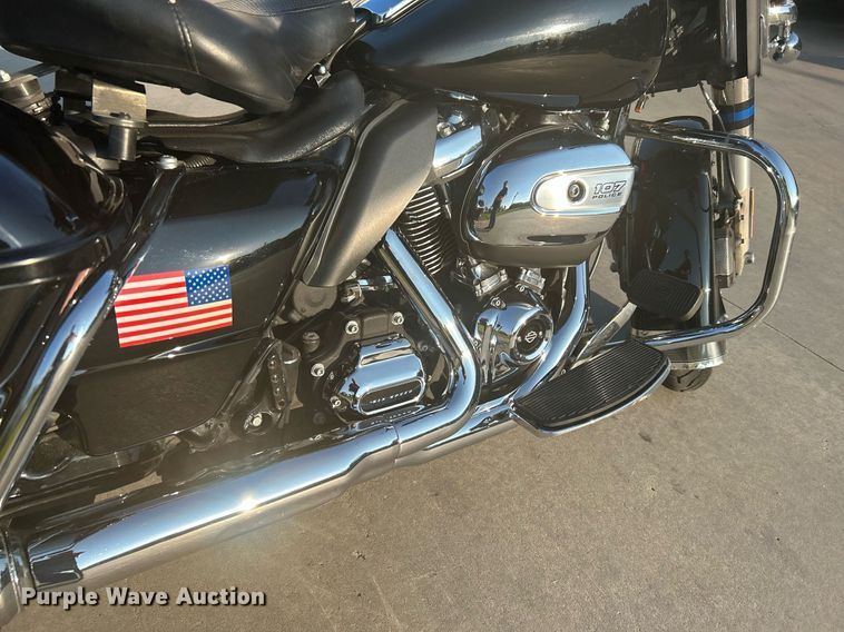 image for item KH9479 2018 Harley Davidson Electraglide  motorcycle