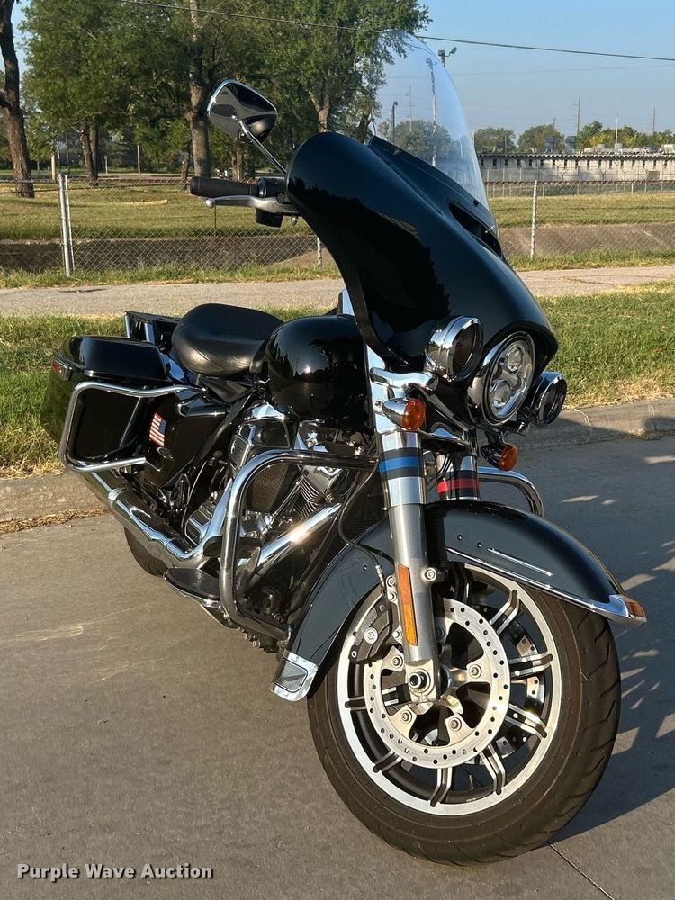 image for item KH9480 2018 Harley Davidson Electraglide  motorcycle