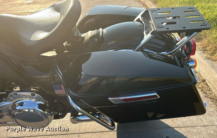 image for item KH9480 2018 Harley Davidson Electraglide  motorcycle