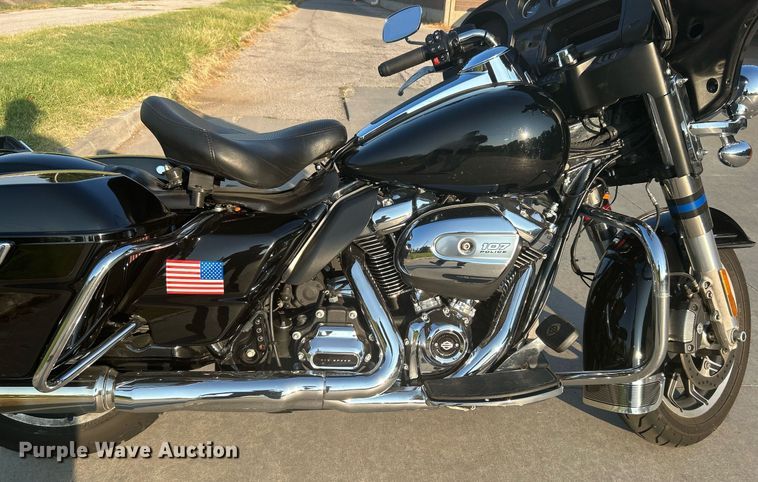 image for item KH9480 2018 Harley Davidson Electraglide  motorcycle