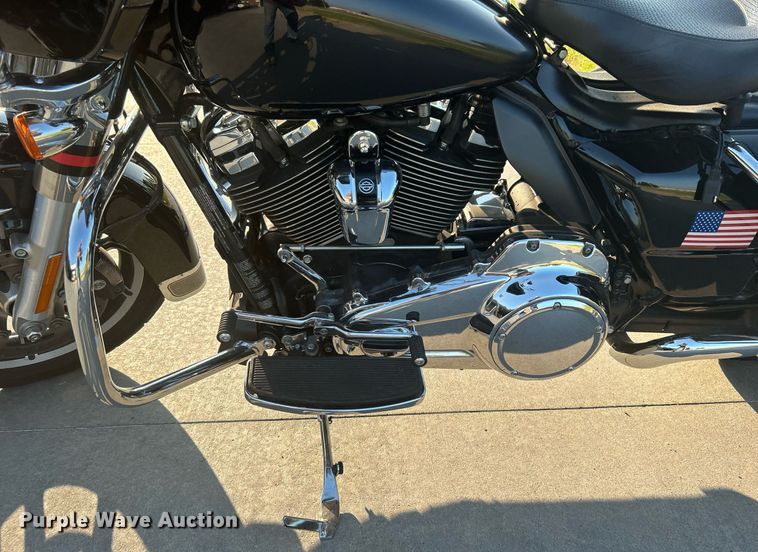 image for item KH9480 2018 Harley Davidson Electraglide  motorcycle